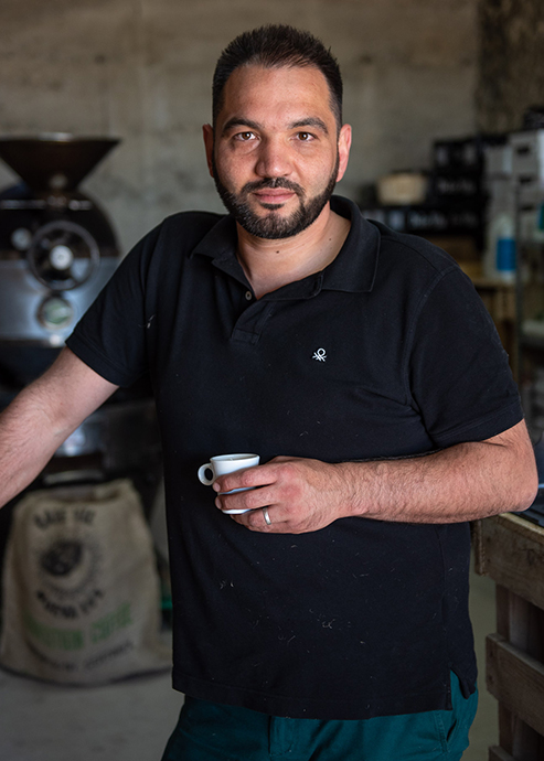 nicolas avon les cafes nicolas cenov
